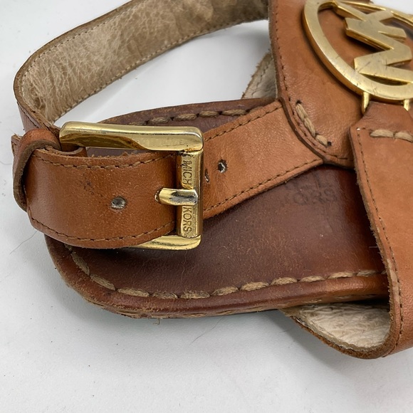 MICHAEL KORS AUBREY tan coloured leather sandals. - Picture 6 of 11